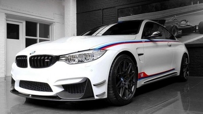 BMW Performance Карбоновые элероны переднего бампера BMW M3 F80-M4 F82 (фото, вид 4)