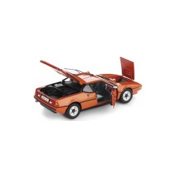  BMW M1.  2