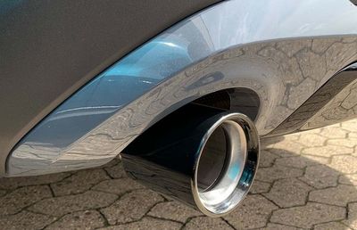    BMW X1 F48 ()